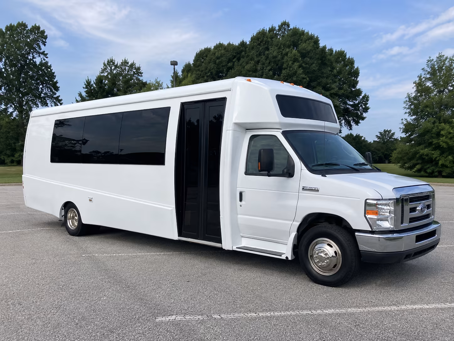 bryan 18 passenger party bus