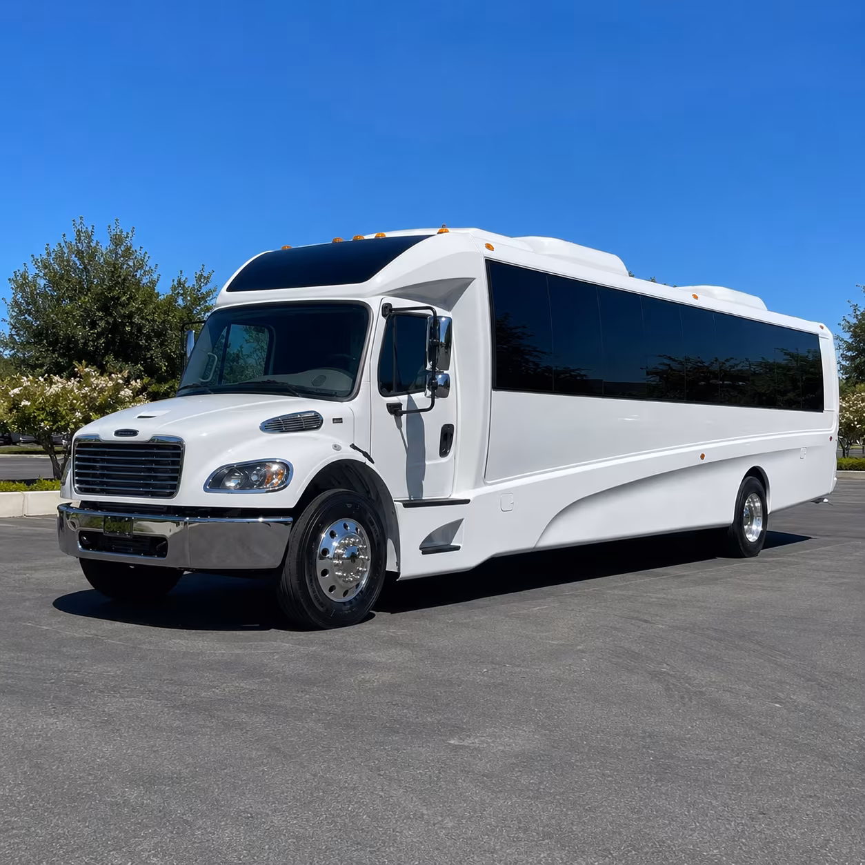 bryan 28 passenger minibus