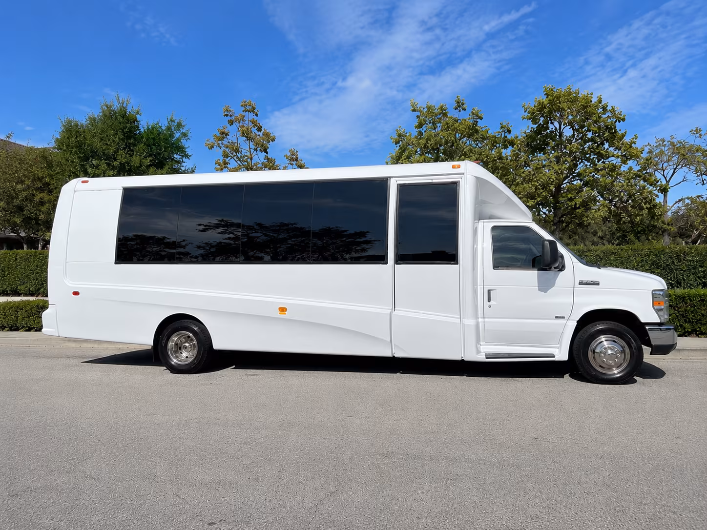 charter buses to texas a m and reed arena concert events